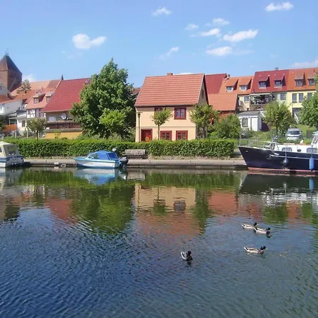 Appartamento Hafenflair Am Plauer See, Cleaning Included *